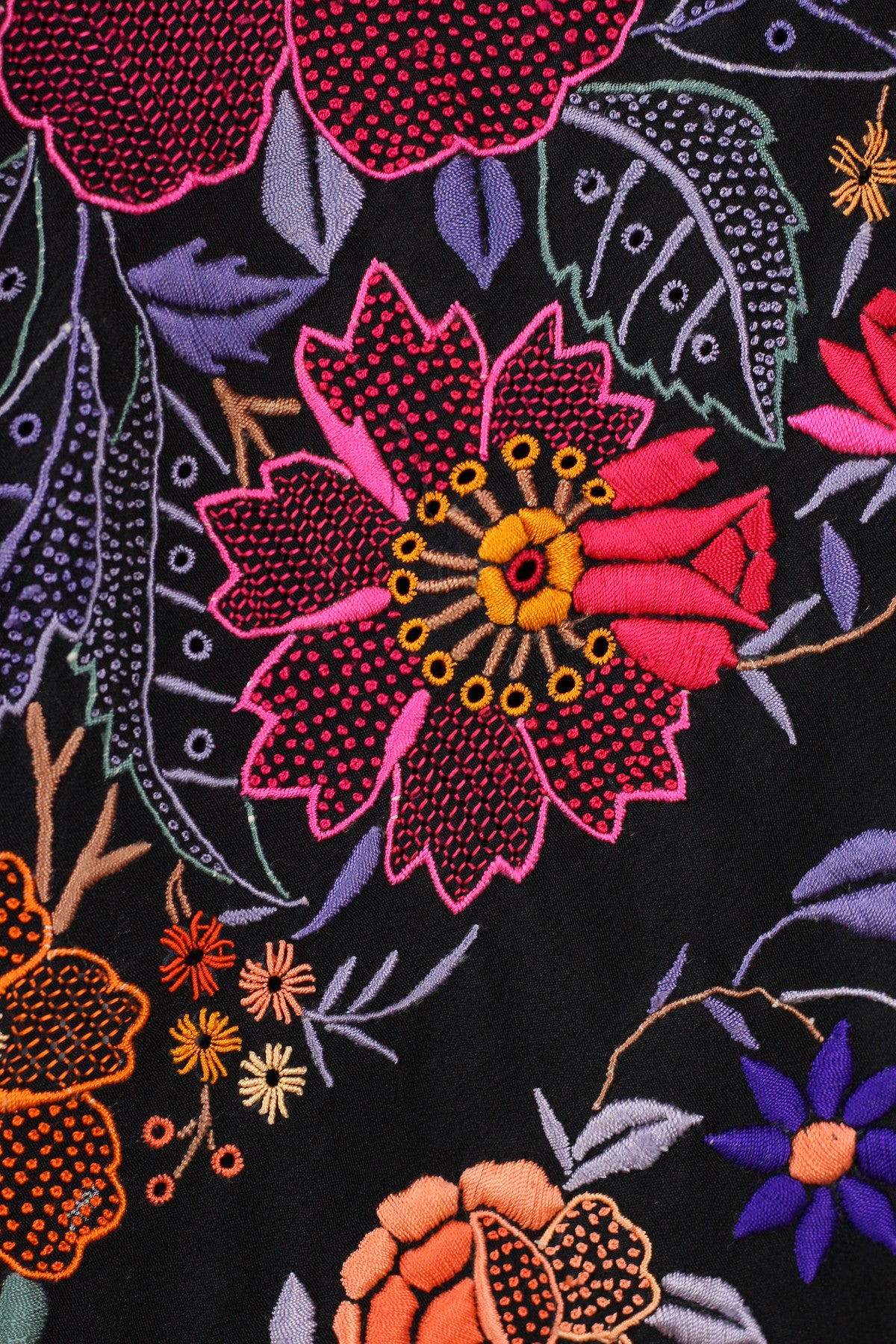 Rare & Unusual Large Chinese Silk Embroidered Shawl c. 1920