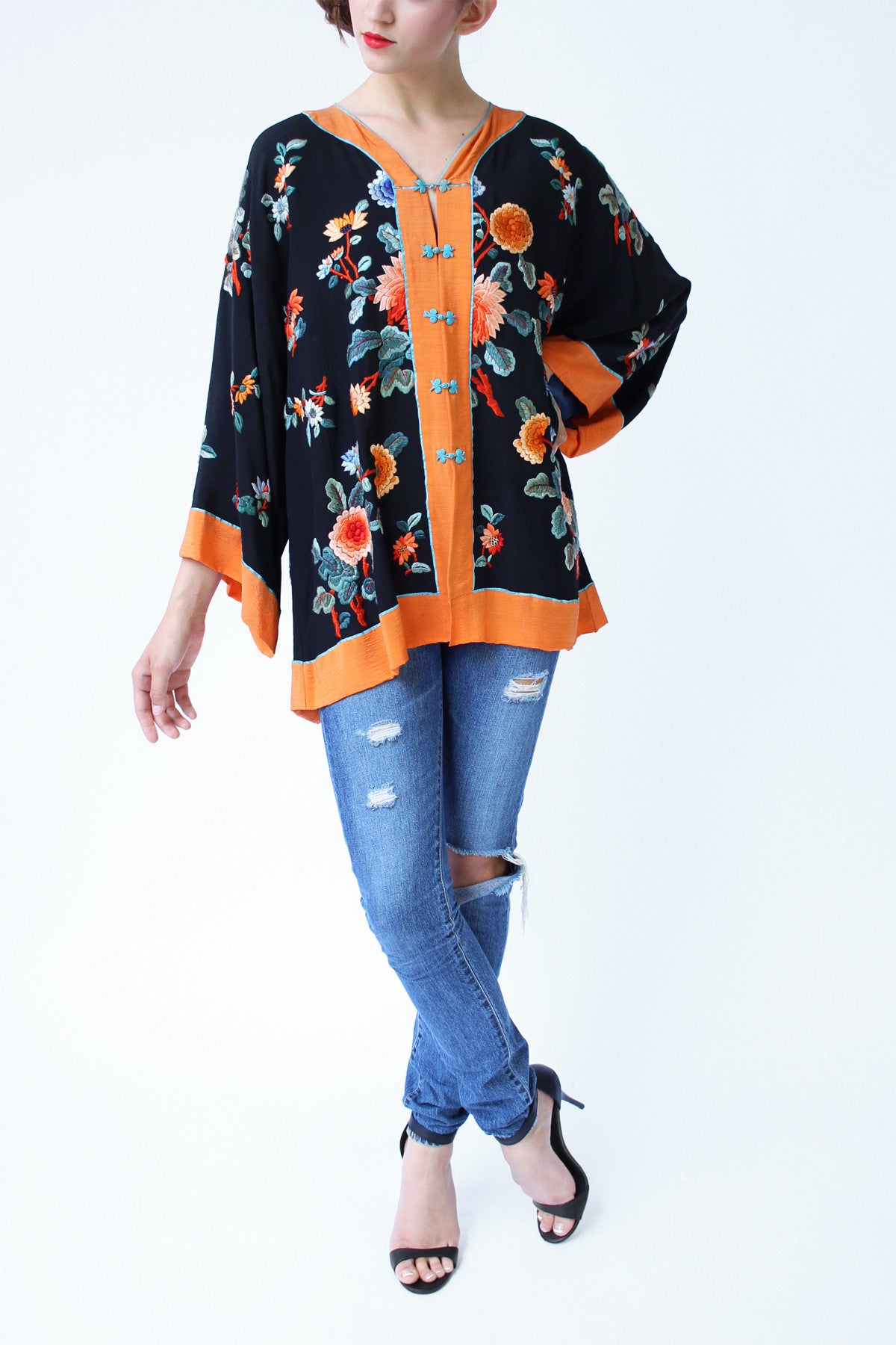 1920s Floral Chinese Embroidered Silk Blouse