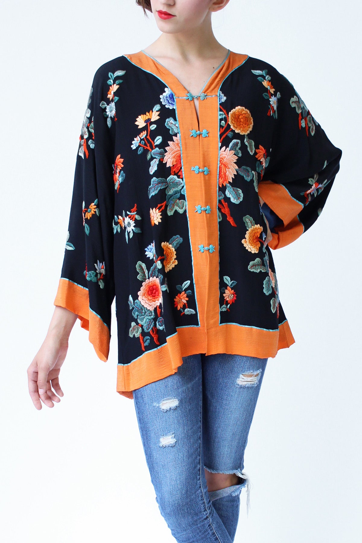 1920s Floral Chinese Embroidered Silk Blouse