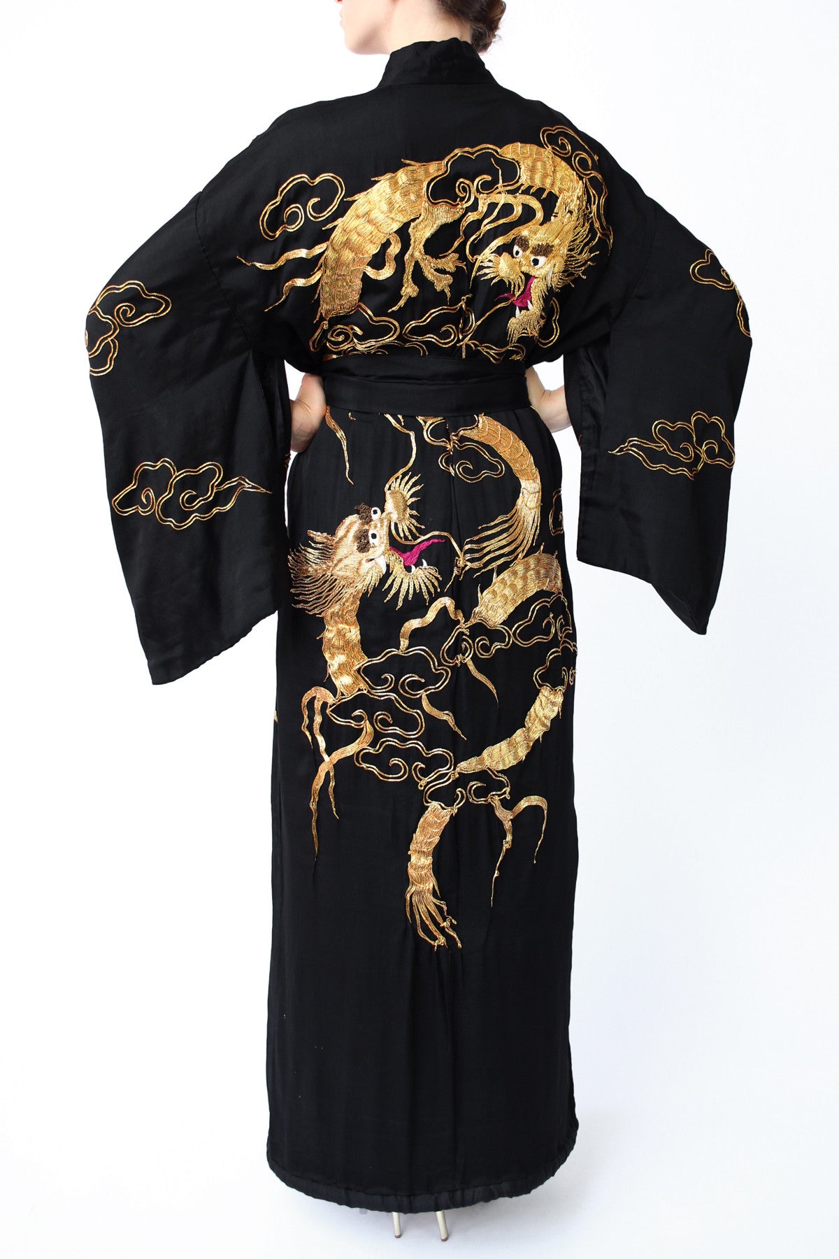 Rare 1920s Black and Gold Embroidered Dragon Kimono Robe Muse Rare 1920s Black and Gold Embroidered Dragon Kimono Robe Muse