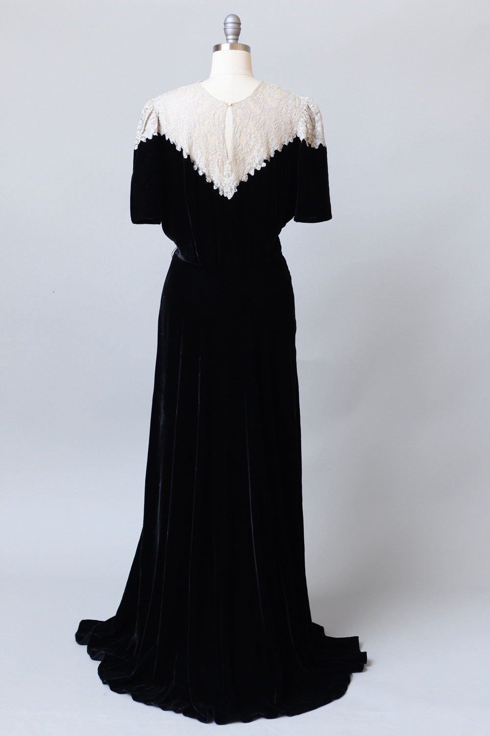 Rare 1930s Long Black Velvet Gown with French Lace XL