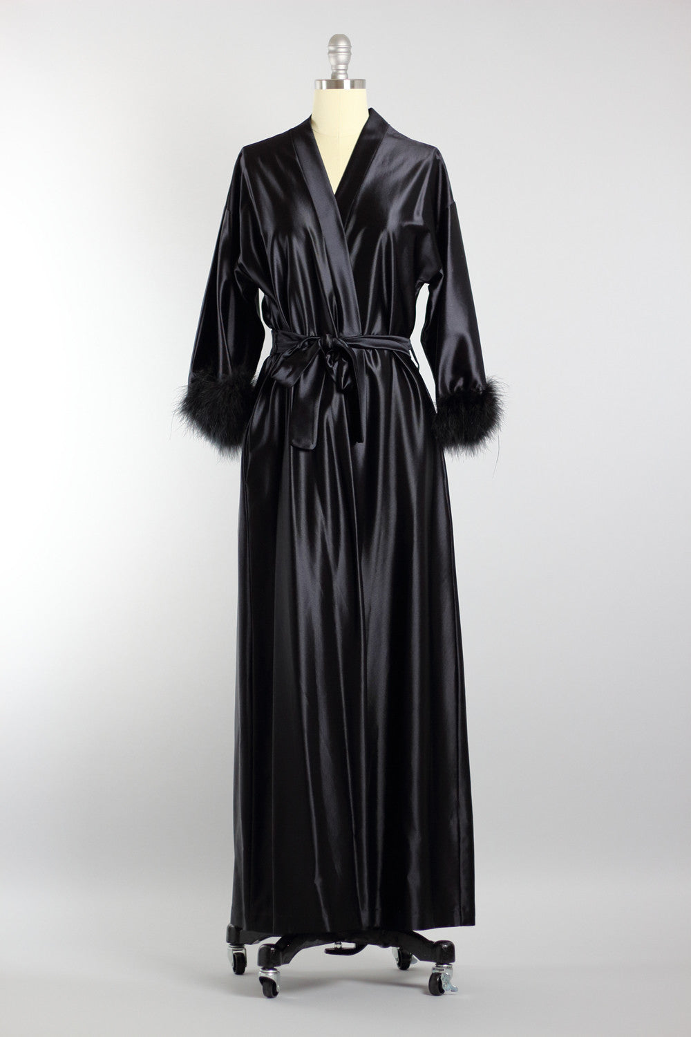 1930s Black Satin Dressing Gown Long 1930s Hollywood Glamour Black Robe Muse 1930s Black Satin Dressing Gown Long 1930s Hollywood Glamour Black Robe Muse