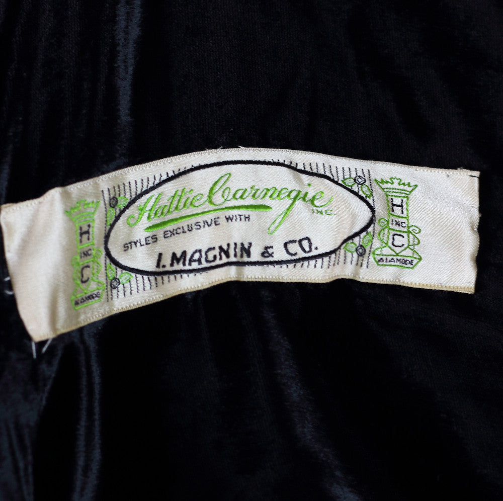 Hattie Carnegie 1940s Silk Velvet and White Mink Fur Cloak