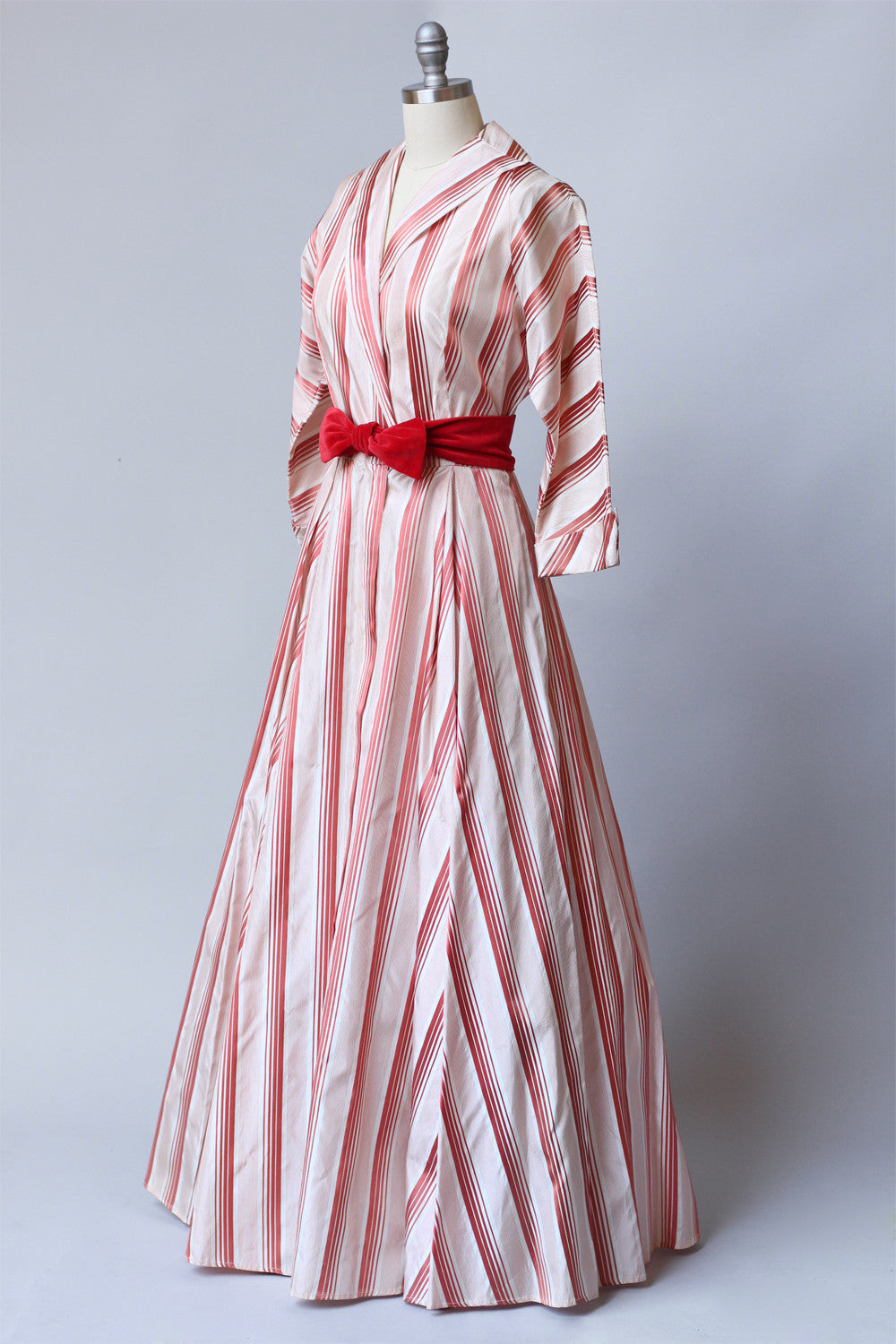 Rare 1950s New Look Striped Taffeta House Coat Dress