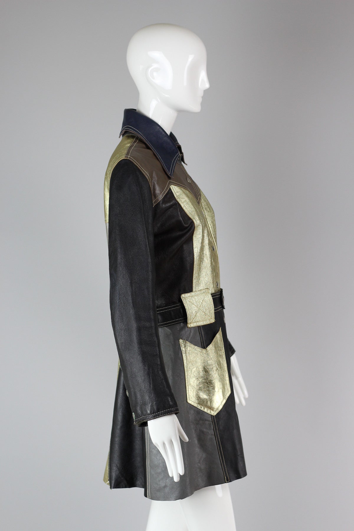 Rare Vintage 1960s-1970s Metallic Leather Coat