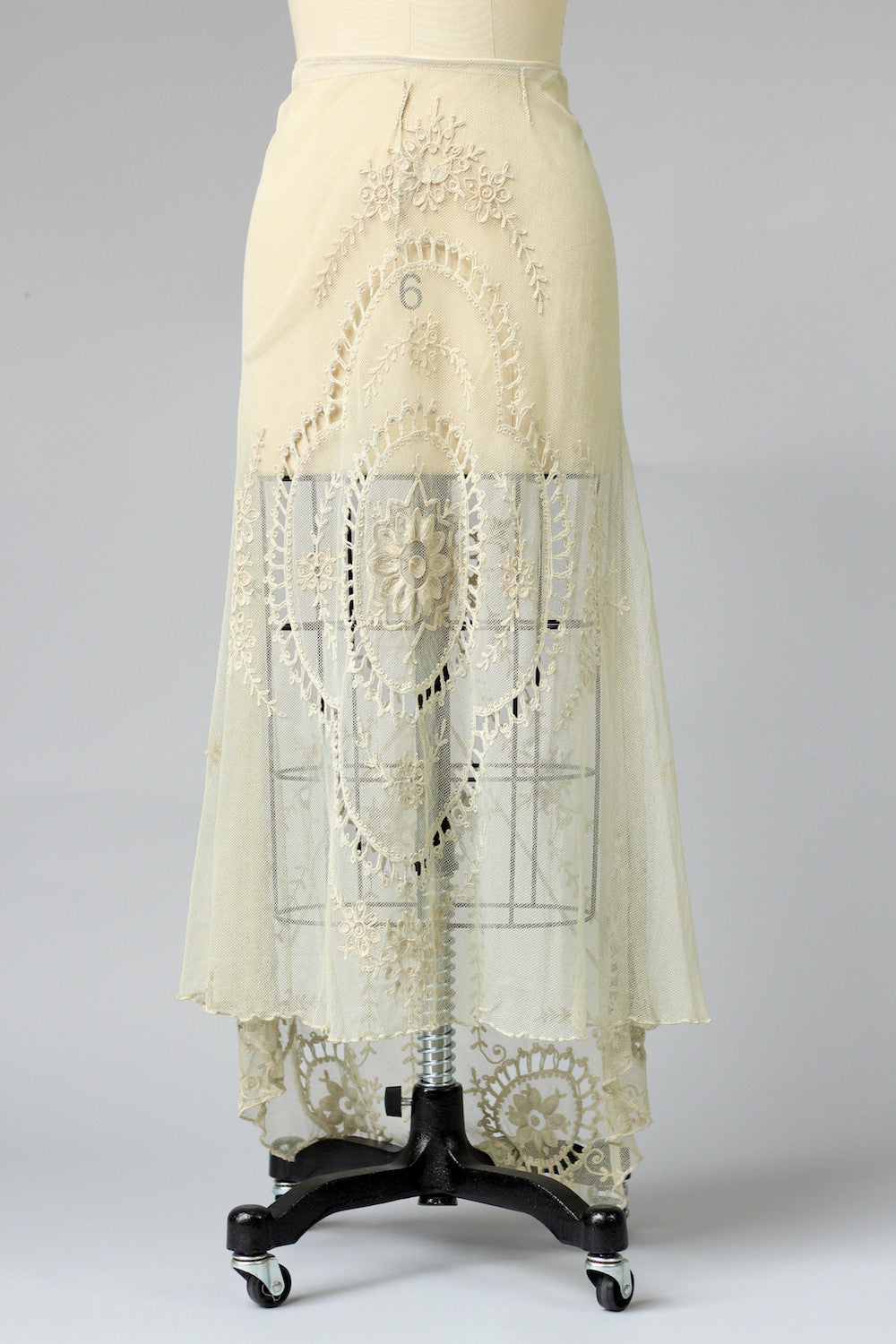 Vintage lace skirts hotsell