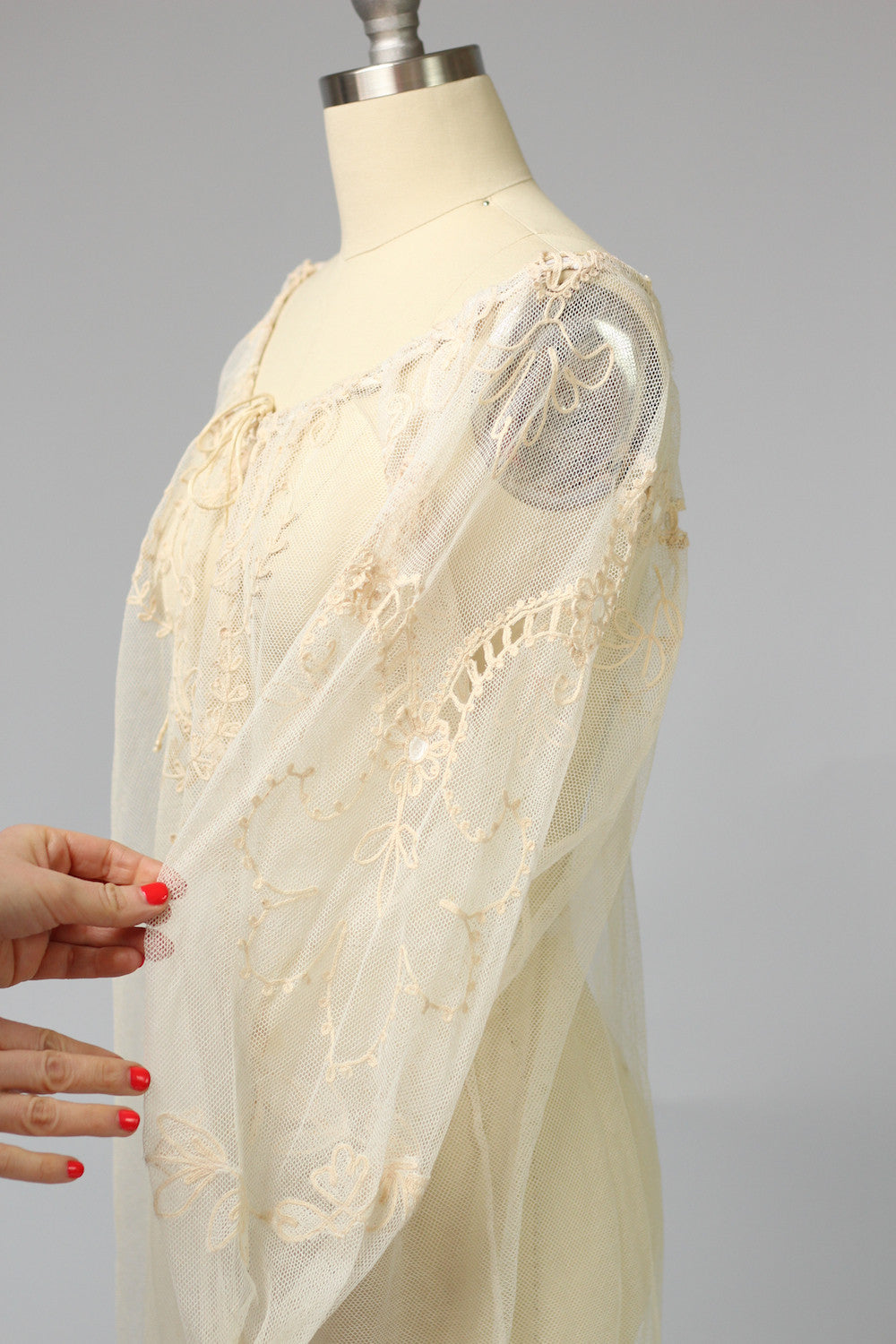 Antique Edwardian French Tambour Ecru Lace Peasant Blouse