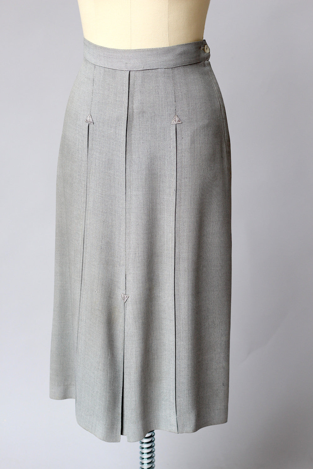 Classic and Chic 1940s WW2 Wool Skirt
