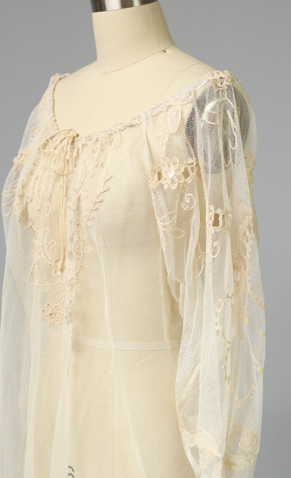 Antique Edwardian French Tambour Ecru Lace Peasant Blouse