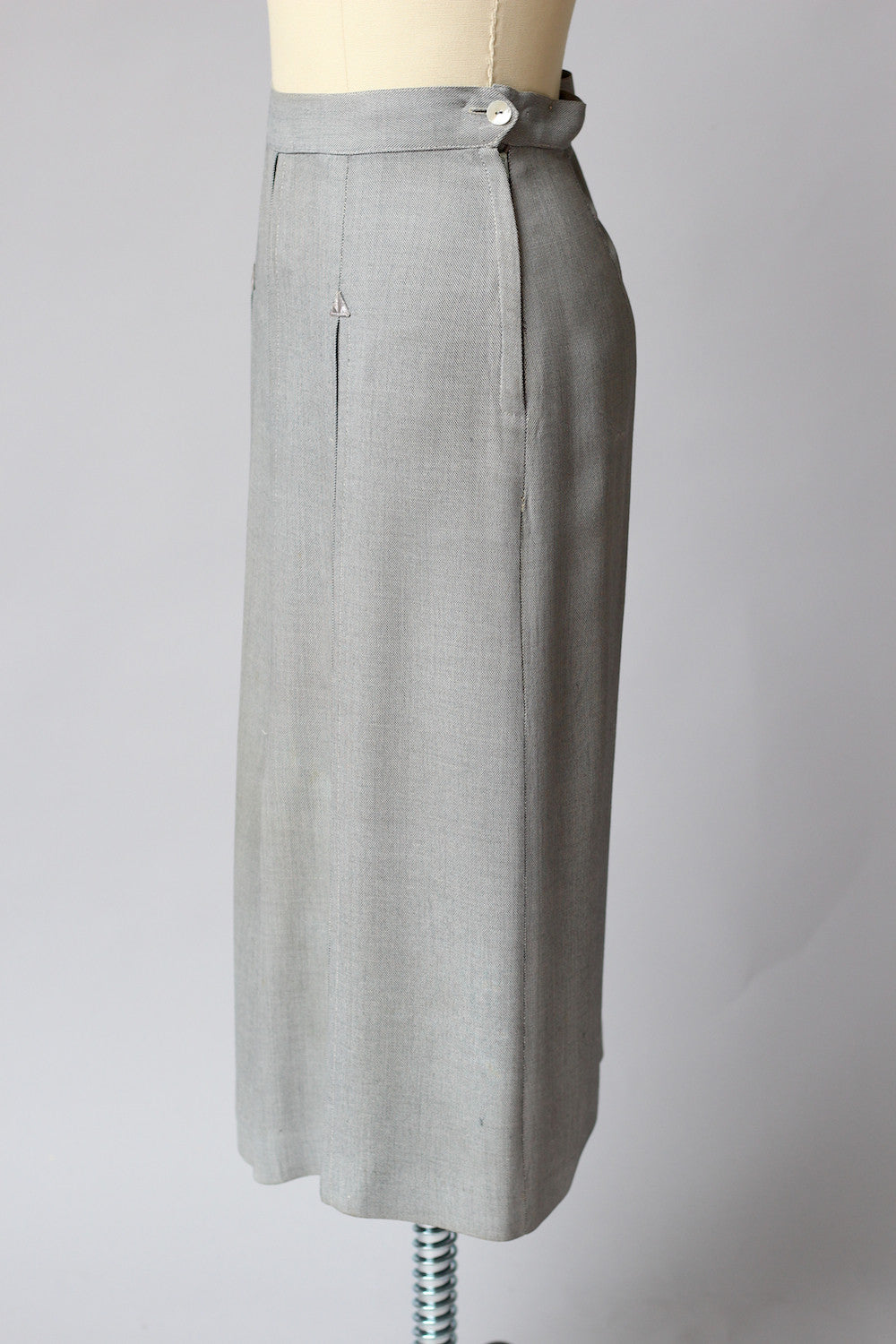 Classic and Chic 1940s WW2 Wool Skirt