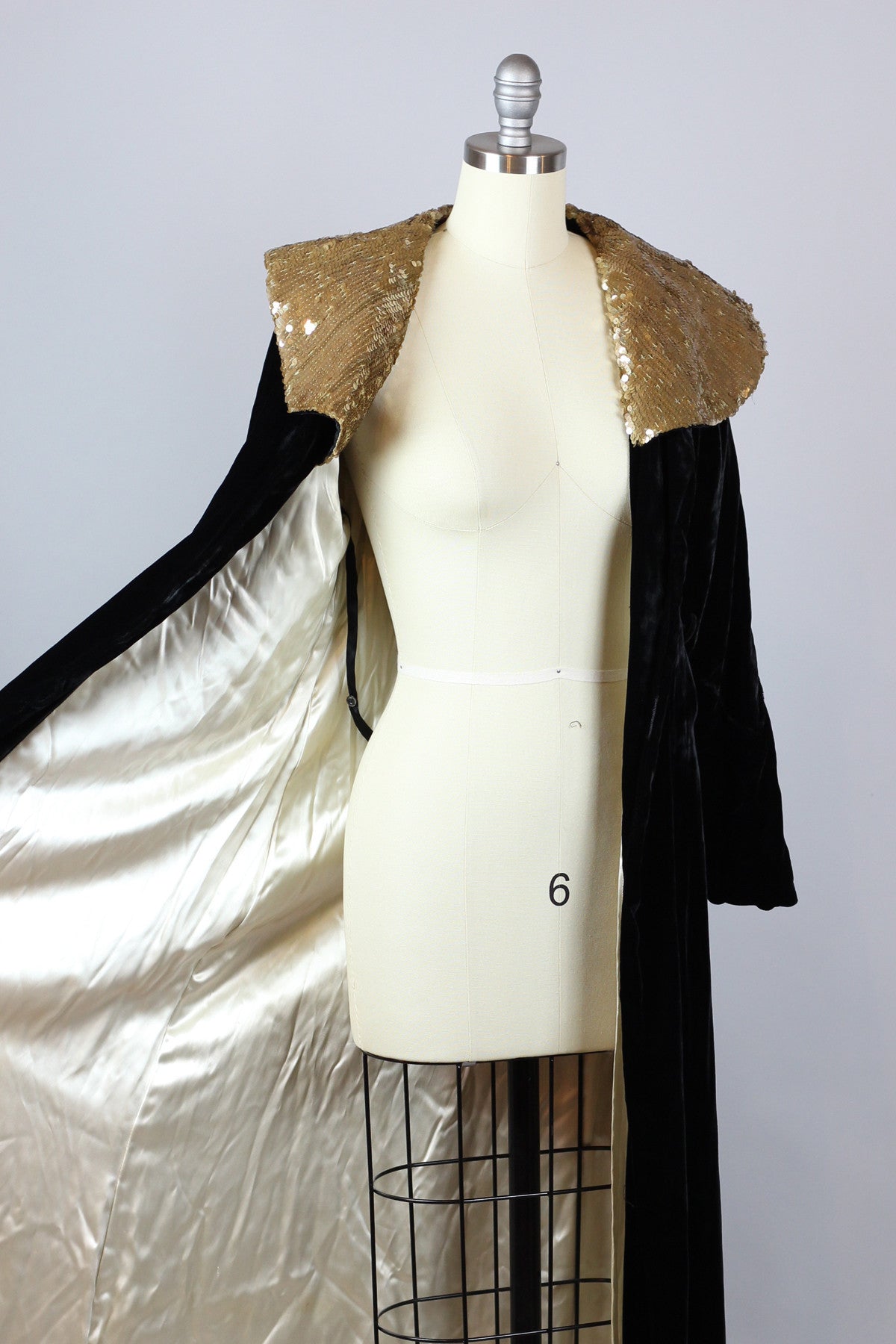 Dazzling 1920s Silk Velvet Opera Coat with Gold Sequin Collar