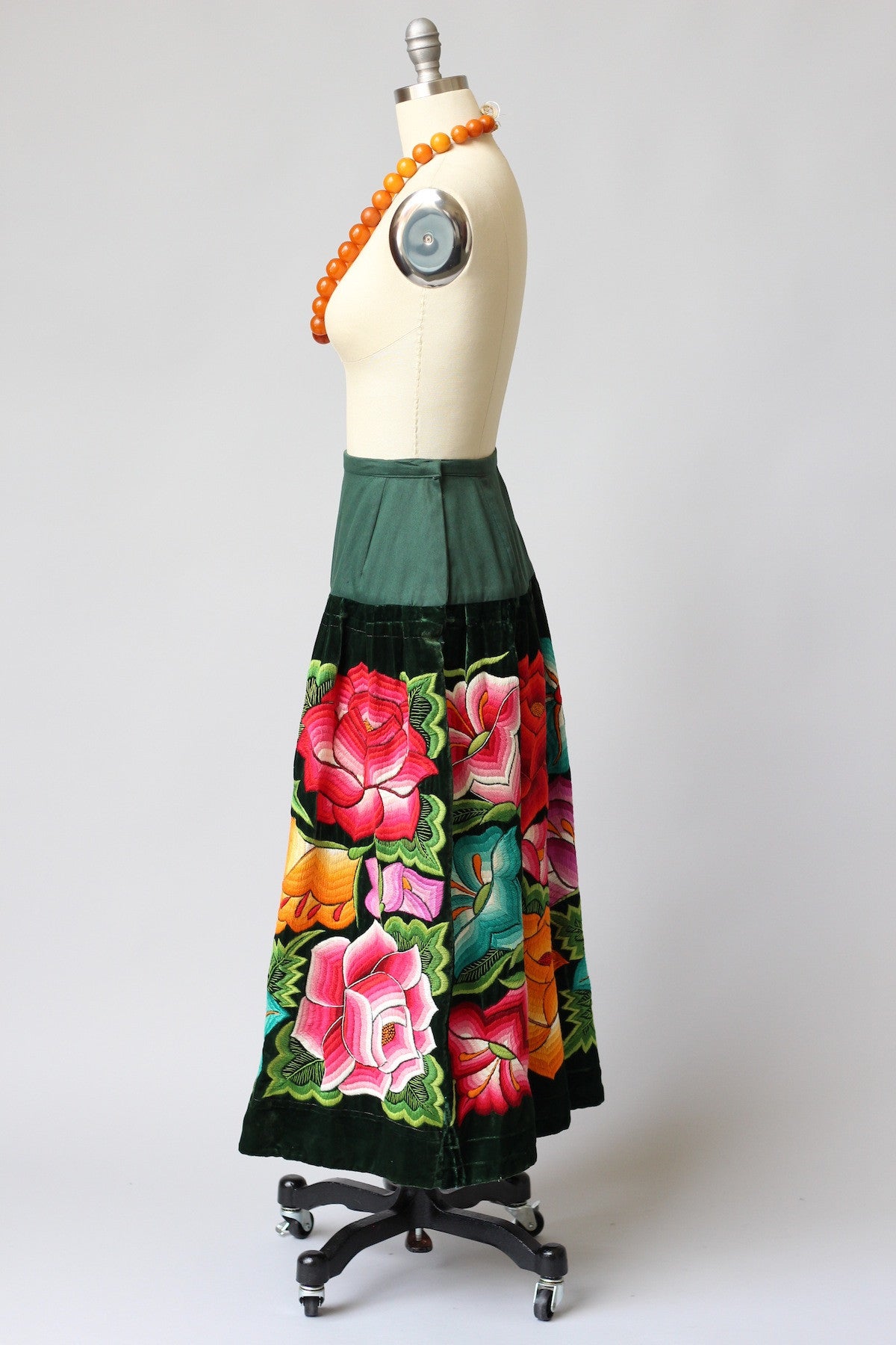 Vintage Tehuantepec Mexico Embroidered Skirt with New Waistband Green