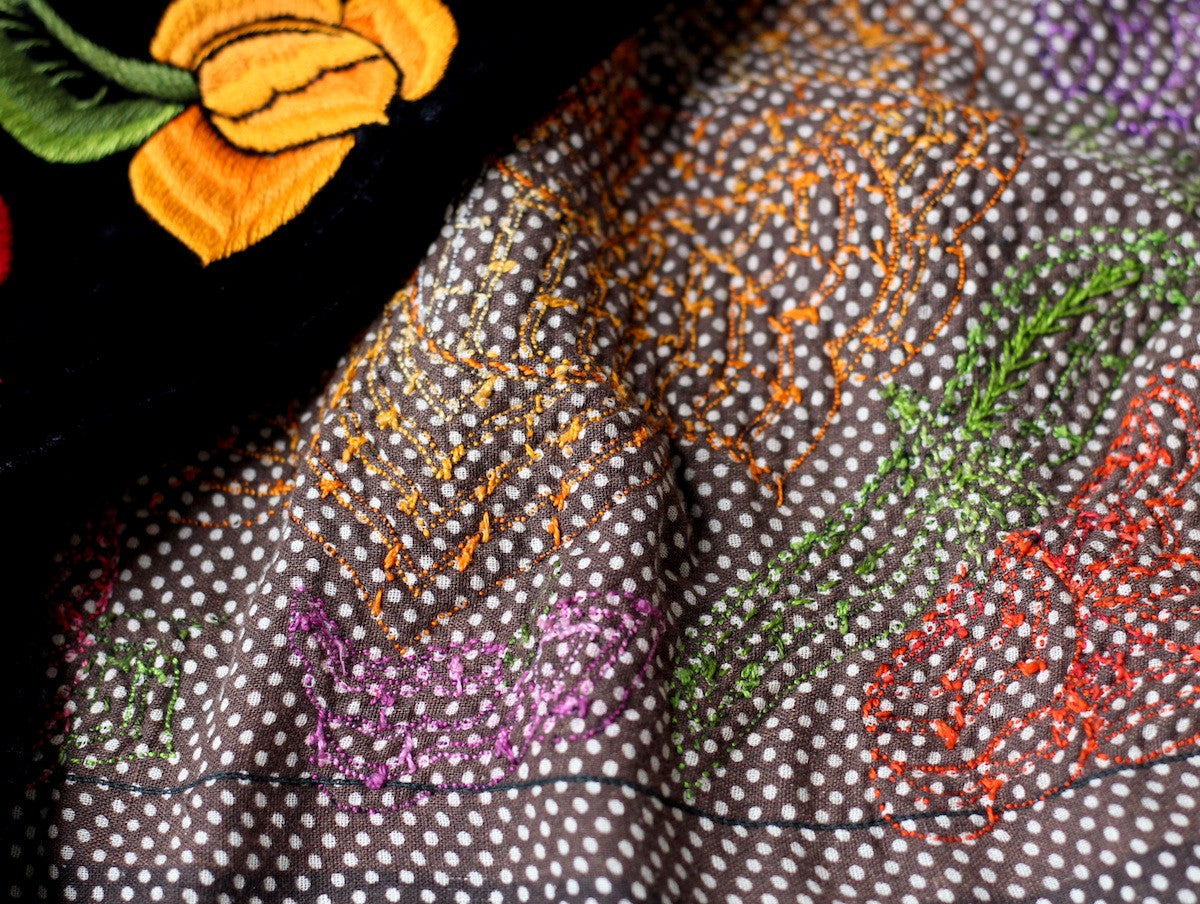 Vintage Tehuantepec Mexico Embroidered Skirt with New Waistband Black