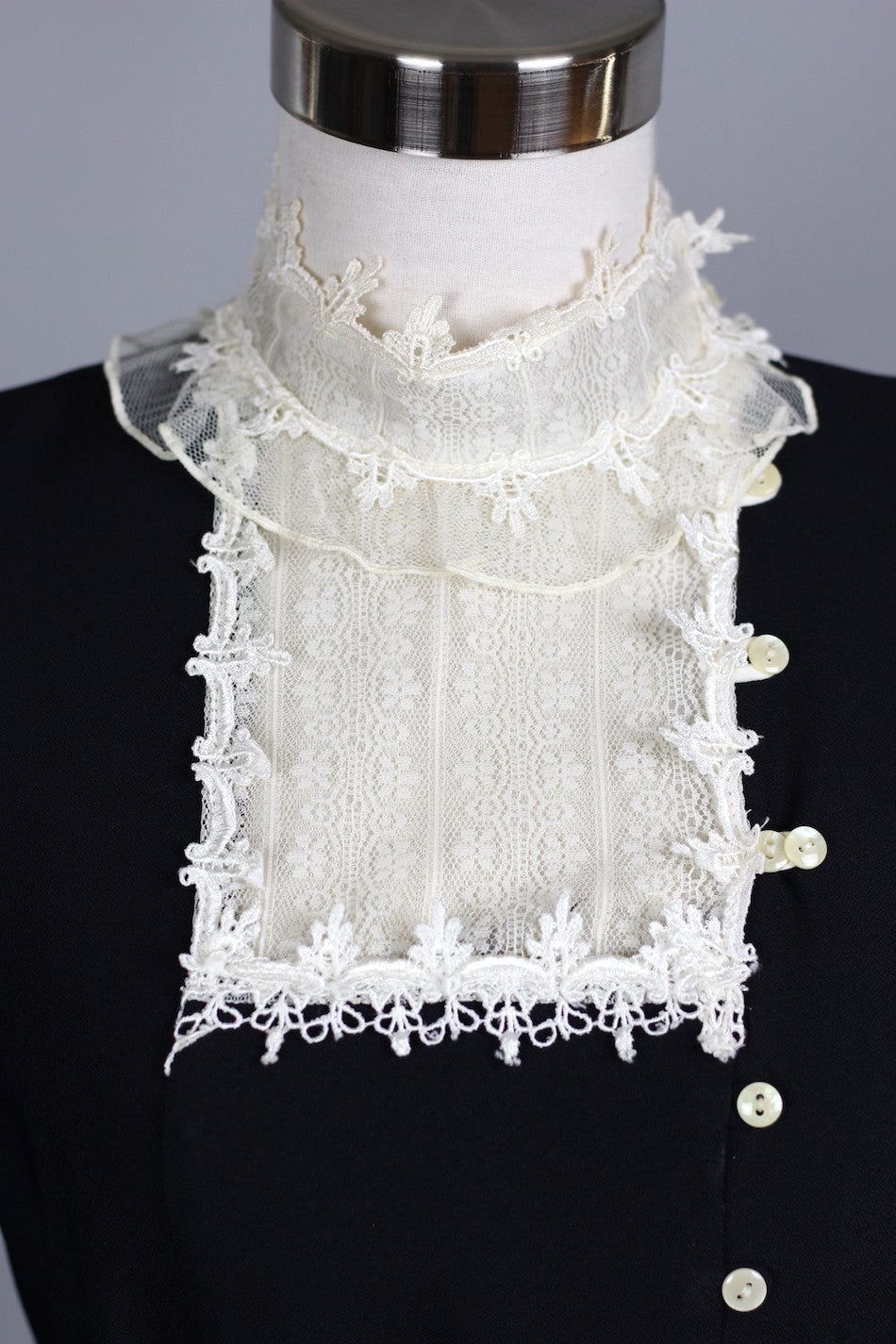 Victorian Revival 1970s Gunne Sax Dress