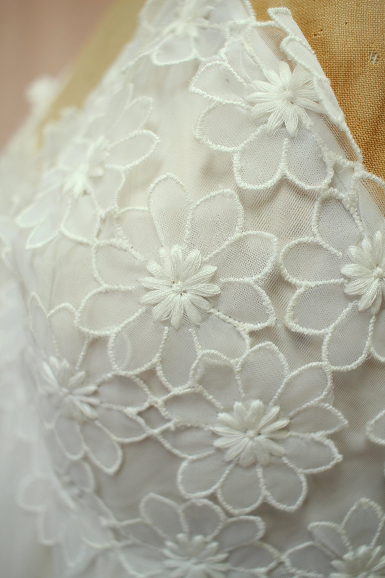 Daisies Vintage Peignoir Set