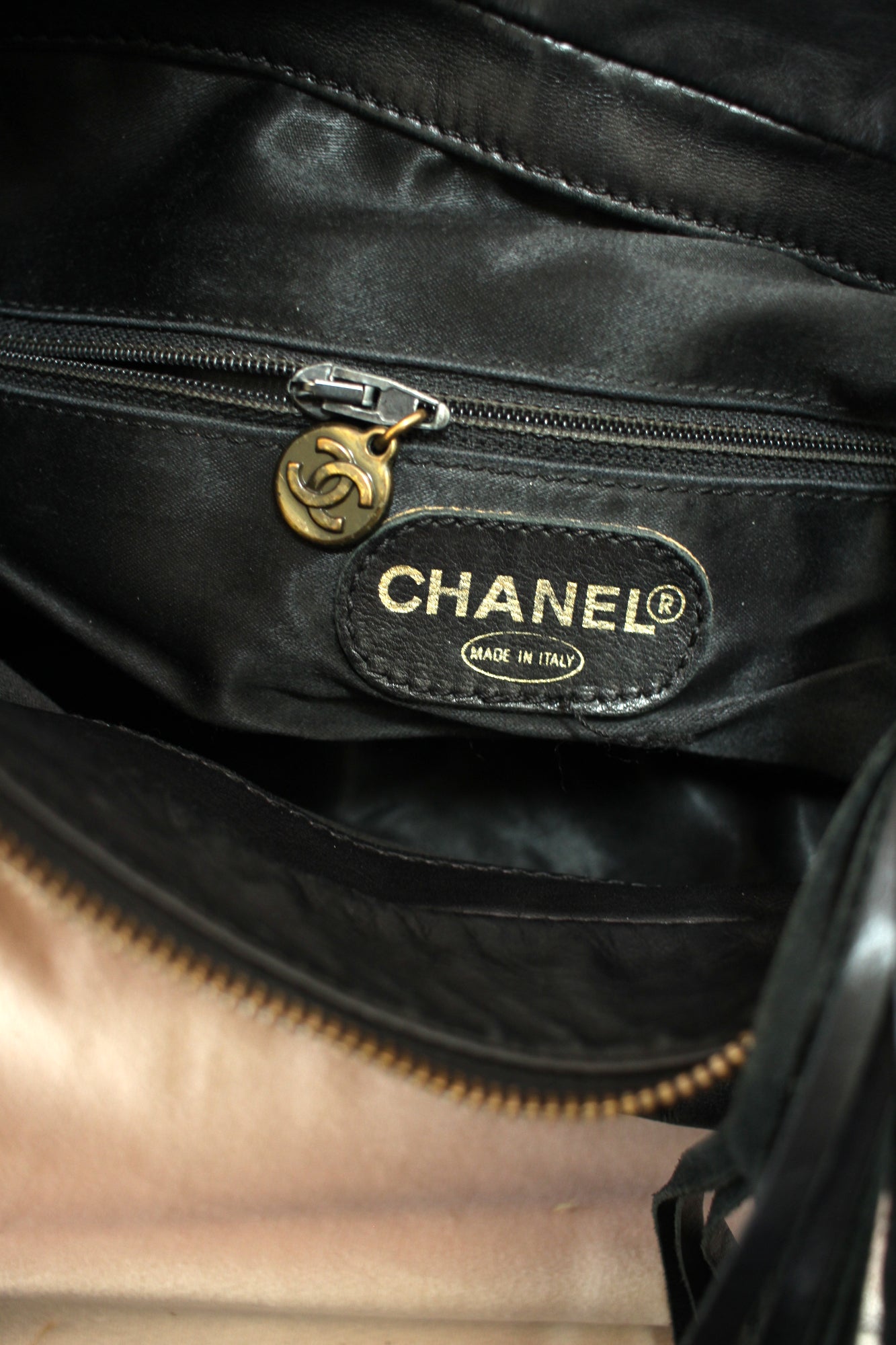 Chanel CC Logo Vintage Leather Tote Handbag