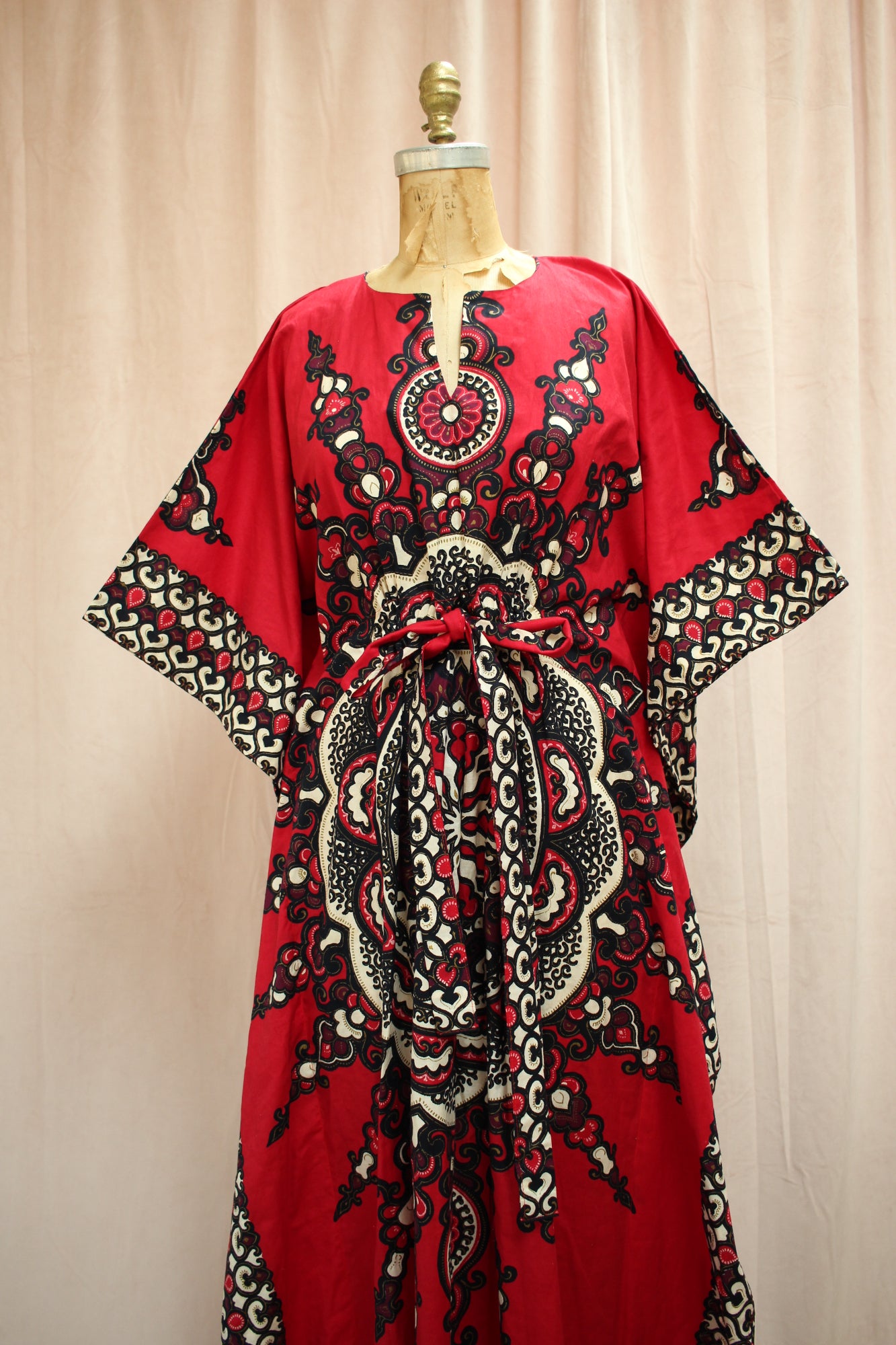 Vintage 1970s Hatari Kaftan