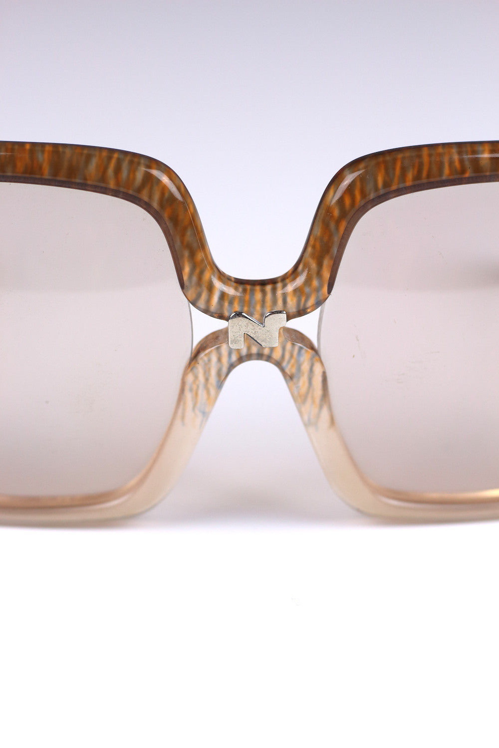 Vintage Jackie O Nina Ricci 1970s Sunglasses in Pale Brown