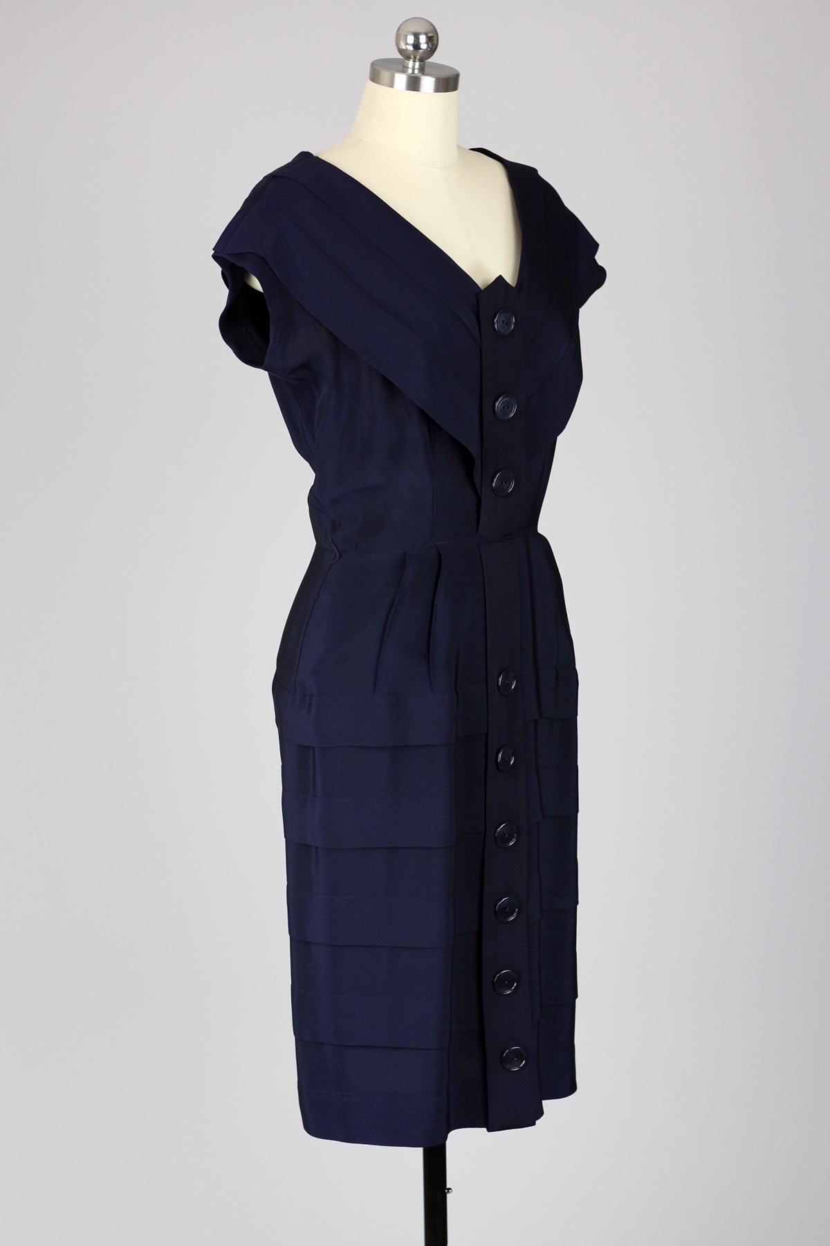 Perfect Fitted 1940s Silky Rayon Crepe Navy Day Dress