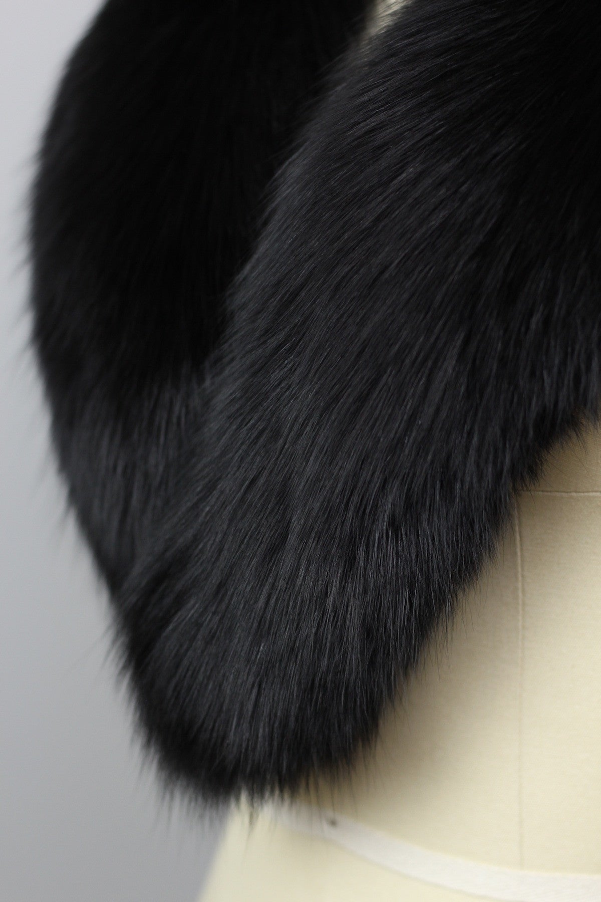 Perfect Vintage Black Fox Fur Collar Wrap