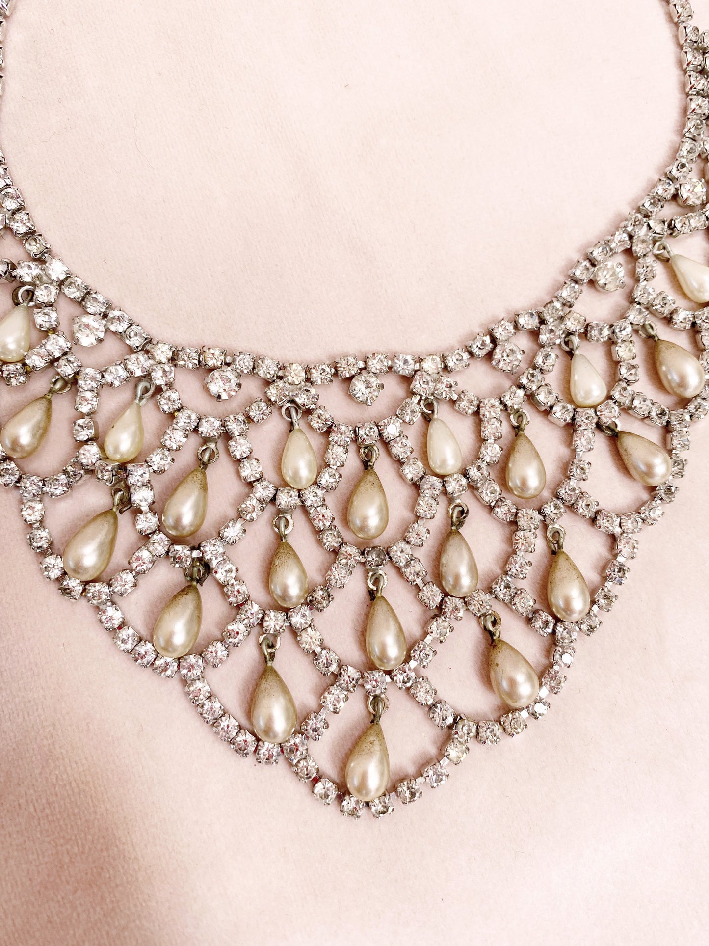 1950s Waterfall Rhinestone & Pearl Necklace