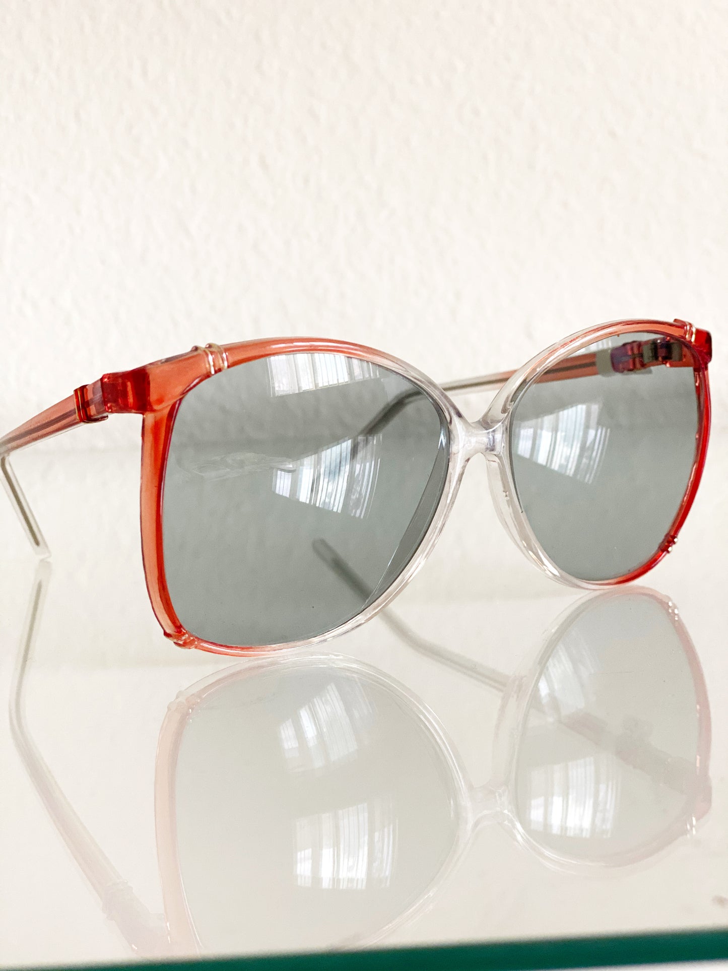 70s Sunglasses - Red Ombré