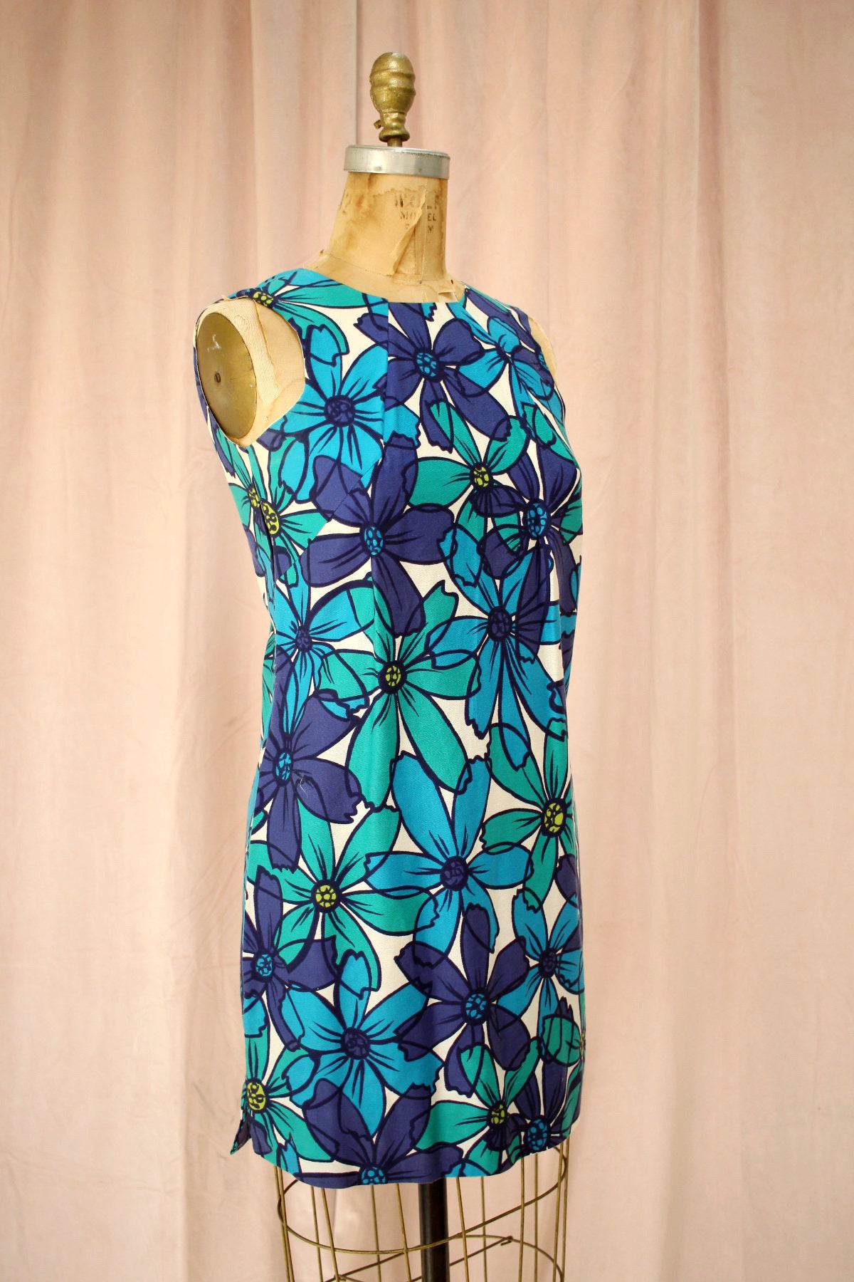 The Twiggy | 60s Floral Mini Dress