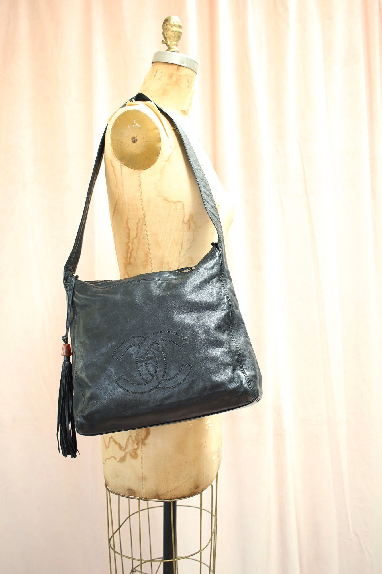 Chanel CC Logo Vintage Leather Tote Handbag