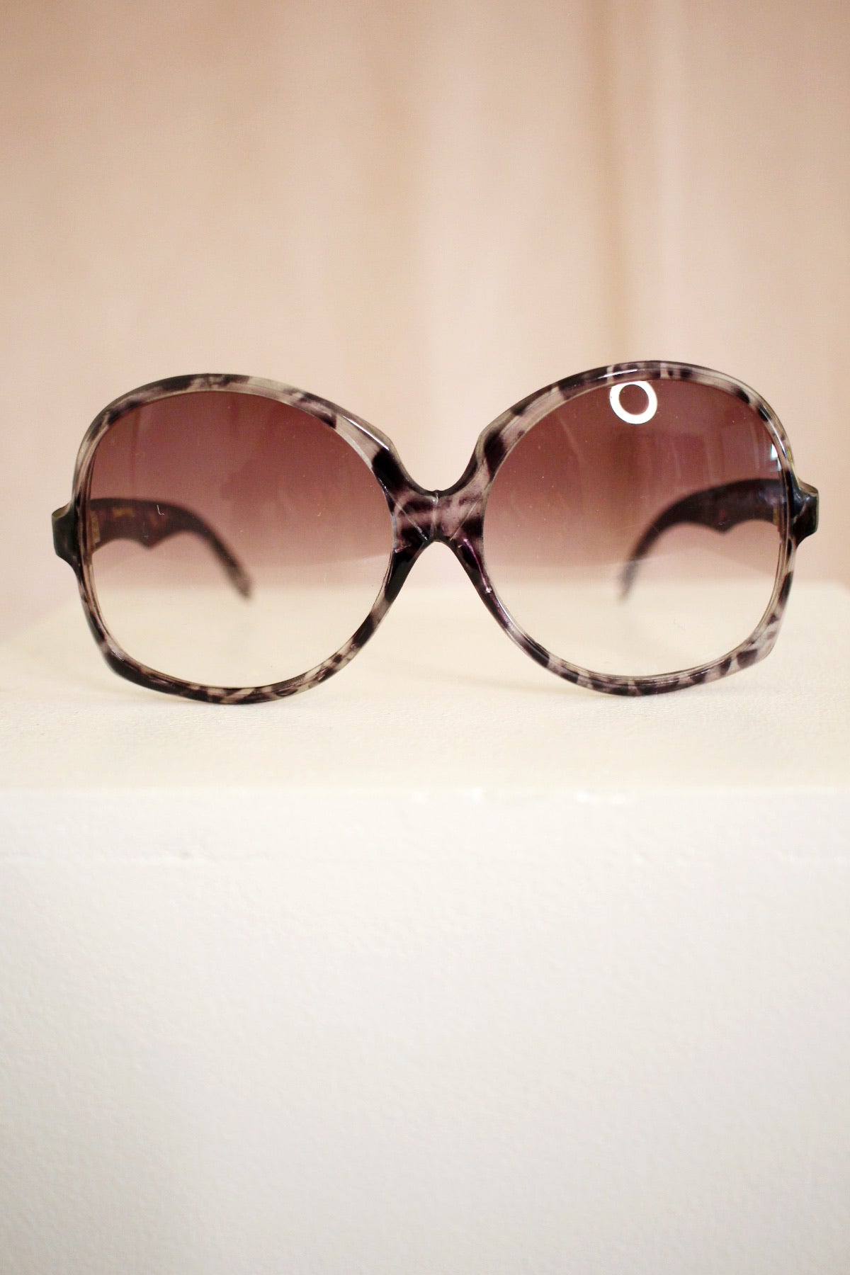 70s Sunglasses - Grey Tortoiseshell