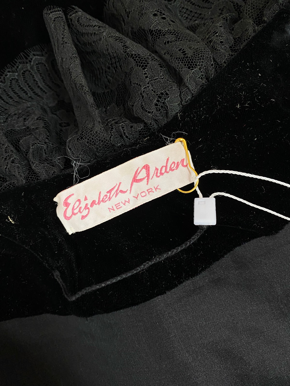 Elizabeth Arden Old Hollywood Velvet & Lace Dressing Gown