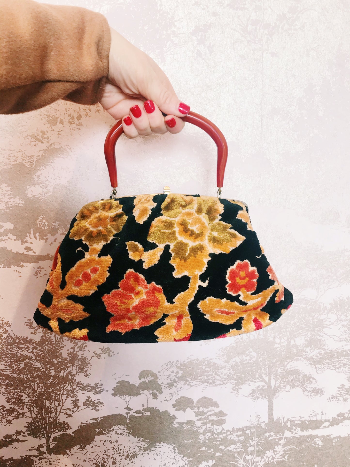 Vintage Floral Carpet Bag with Lucite Handle