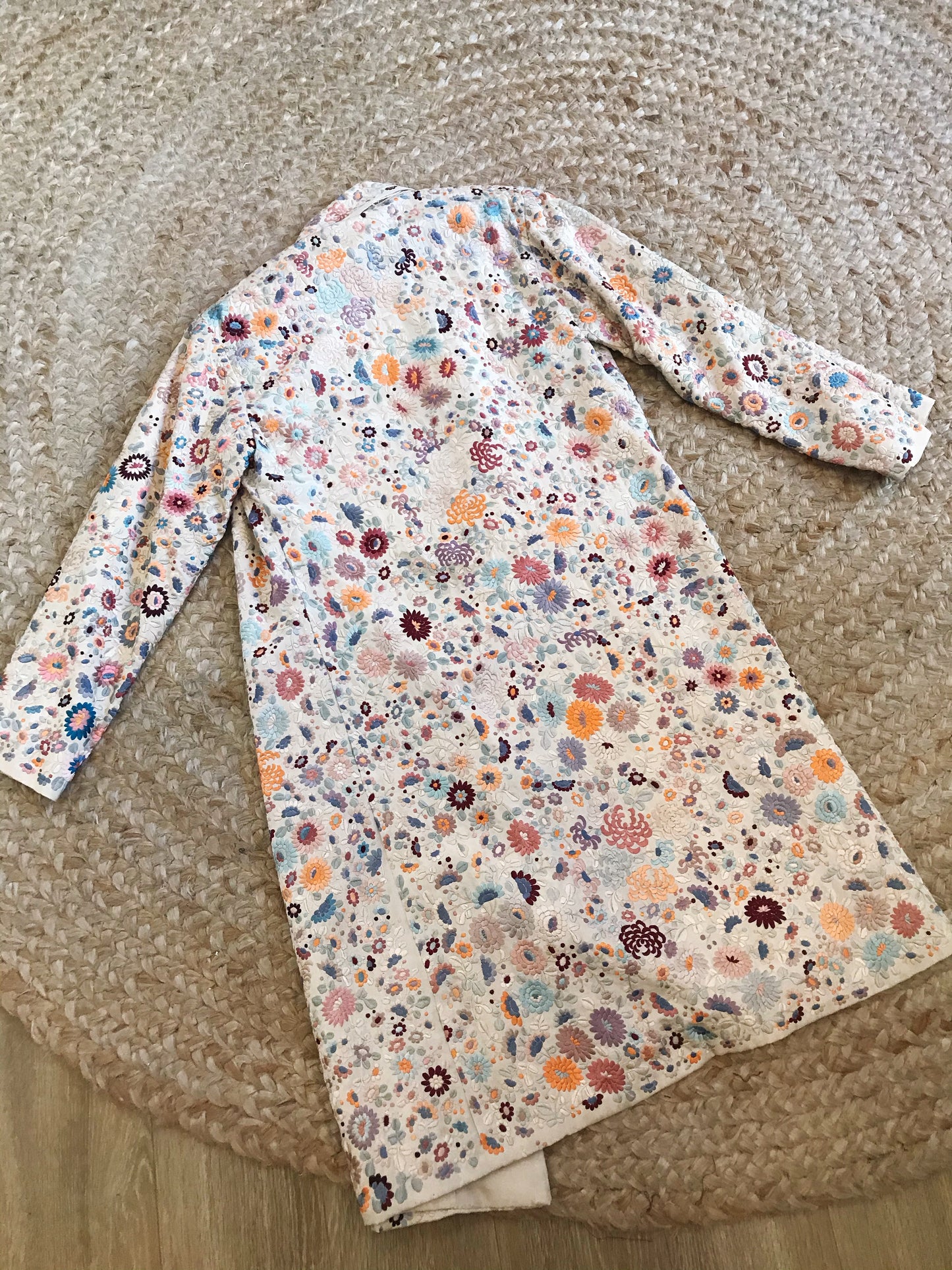 Rare 1920s Cream Silk Embroidered Floral Duster Coat