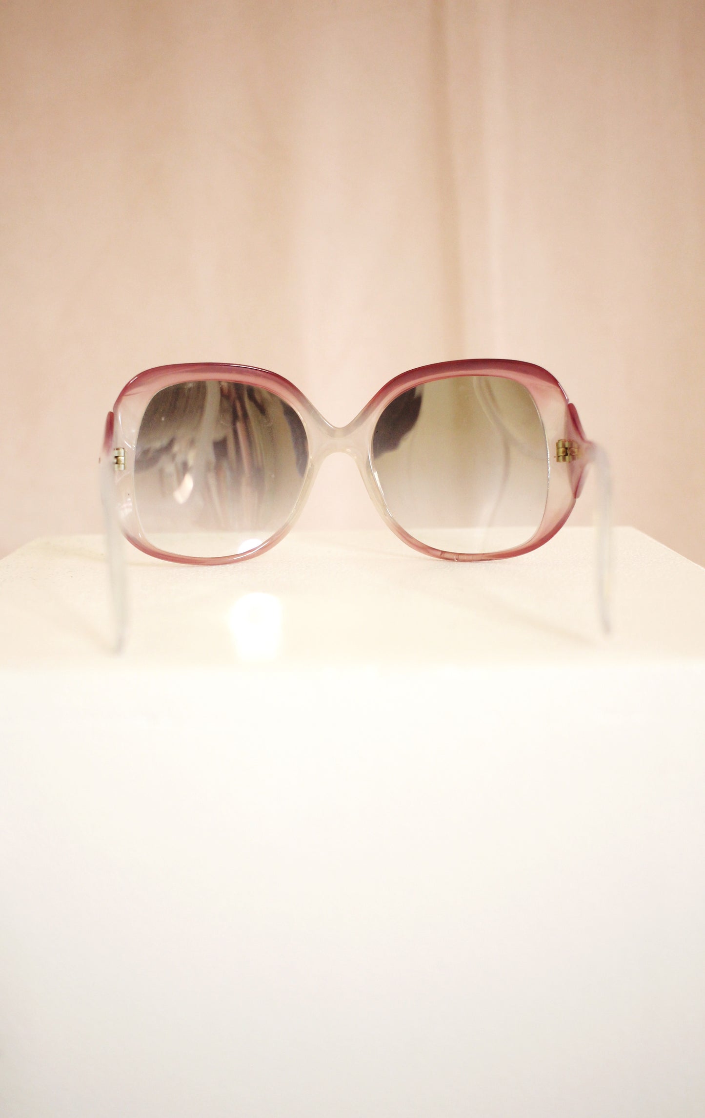 70s Sunglasses- Lilac