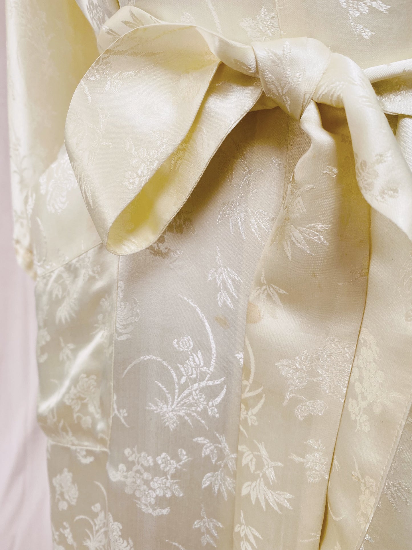 1950s Ivory Silk Robe