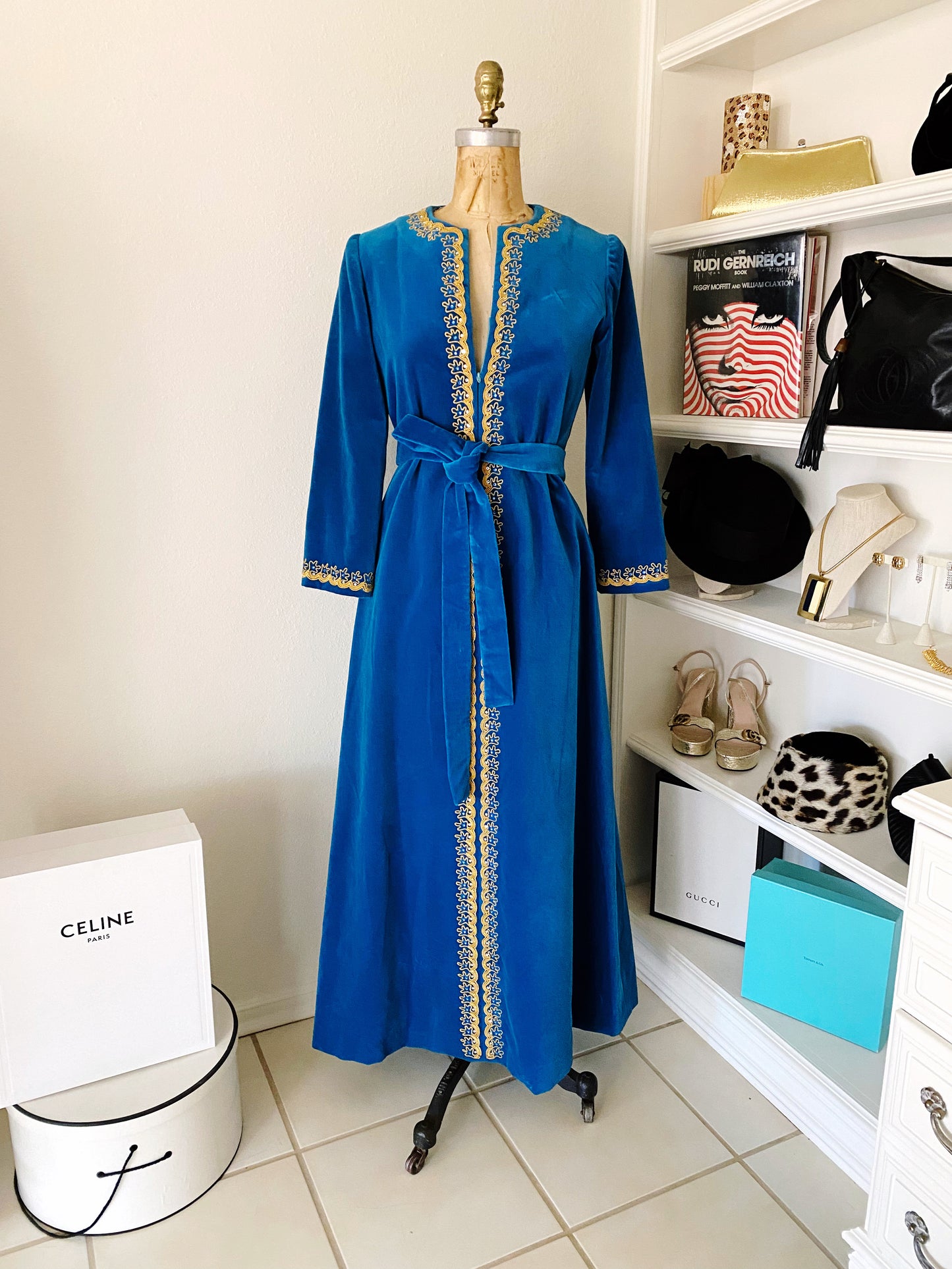 Elizabeth Arden Teal Velvet Embroidered Caftan