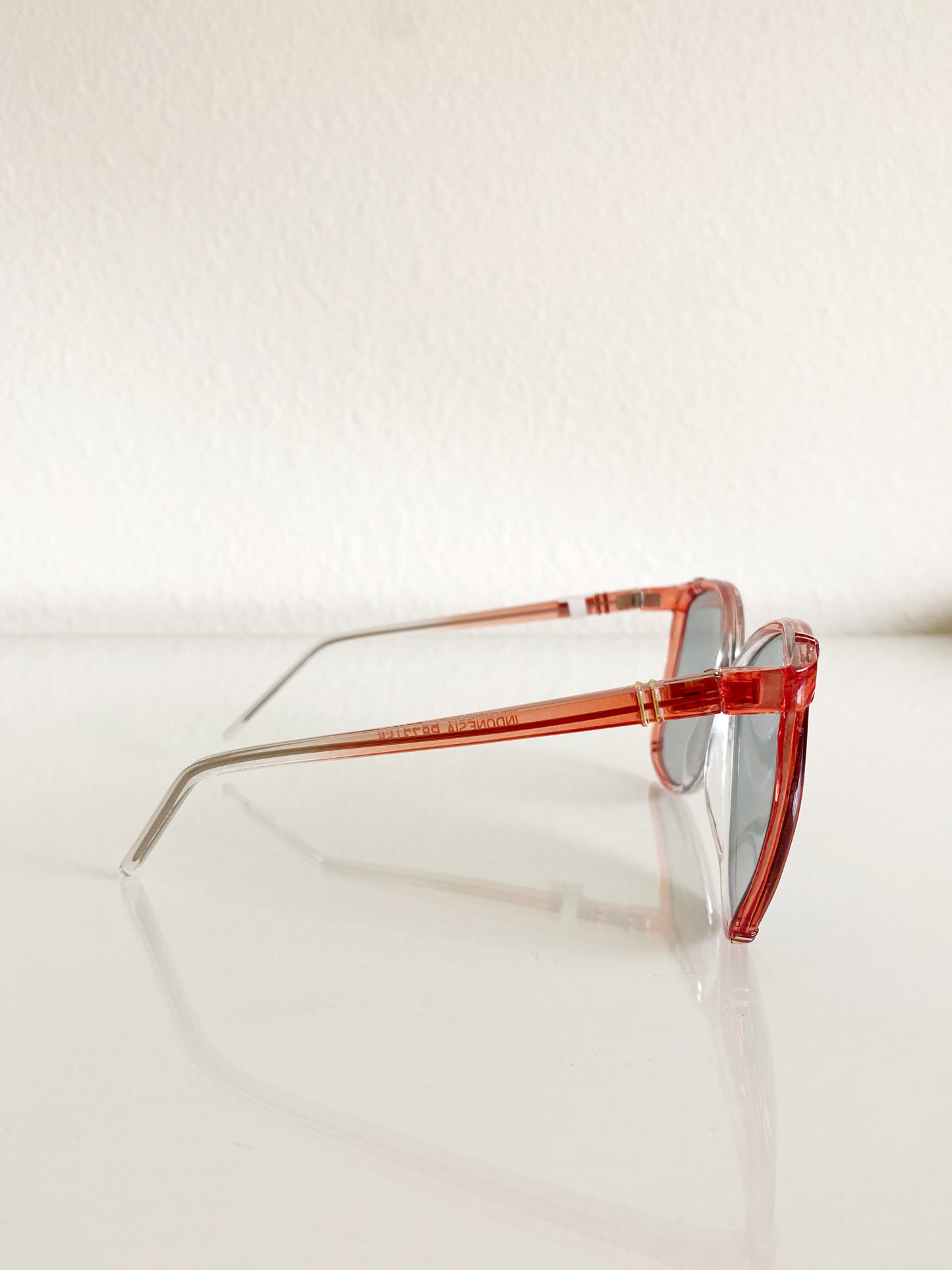 70s Sunglasses - Red Ombré