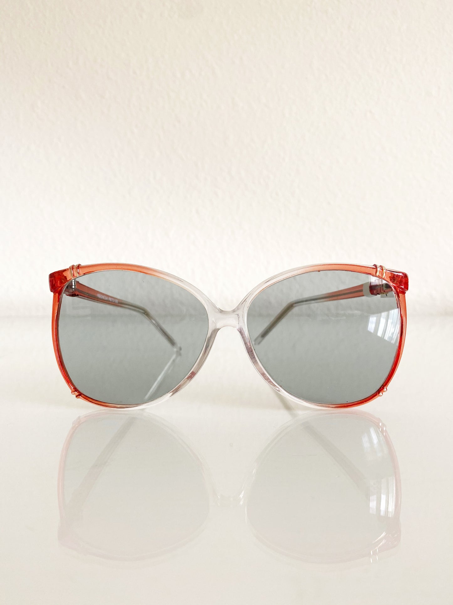 70s Sunglasses - Red Ombré
