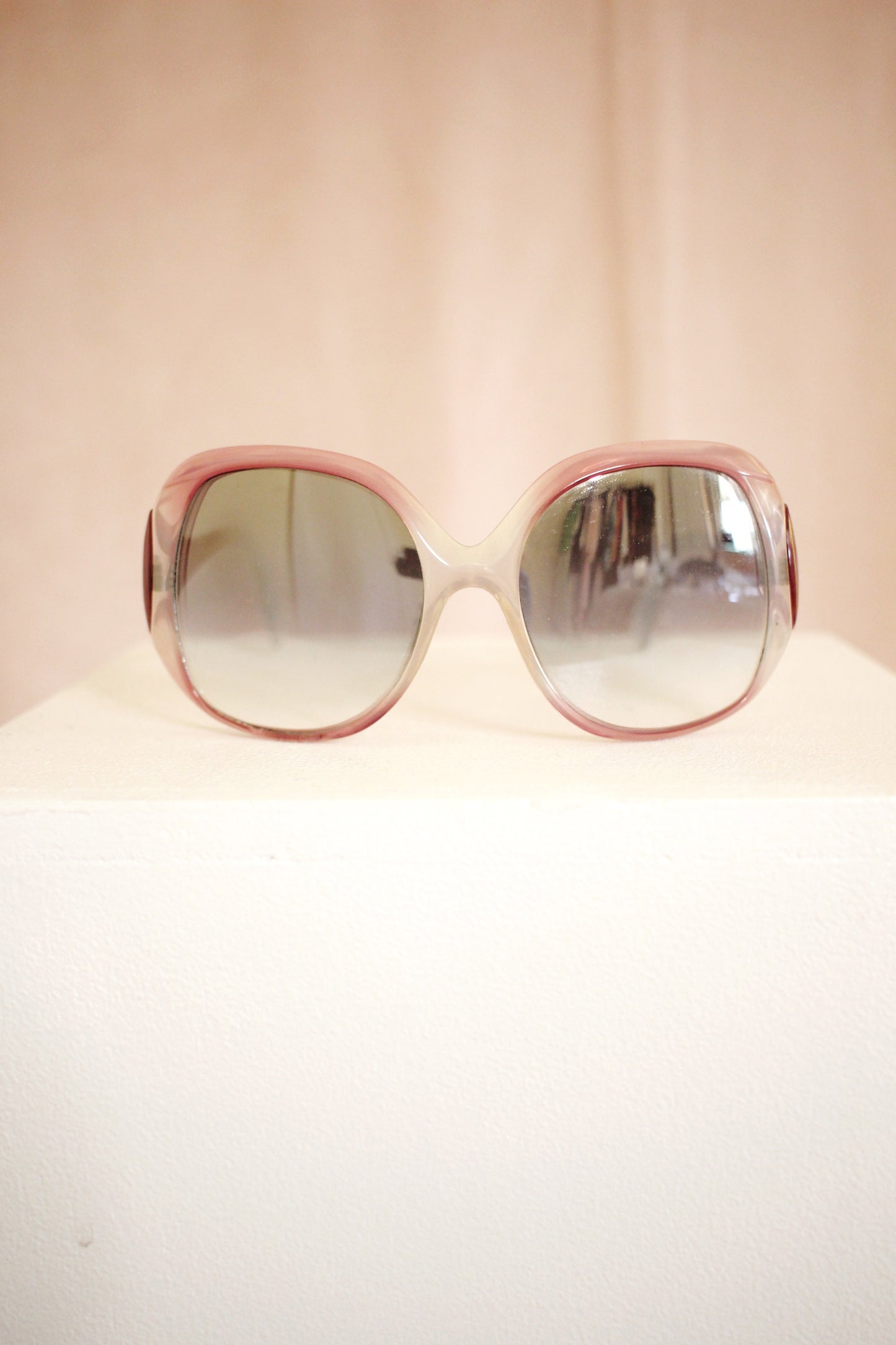 70s Sunglasses- Lilac