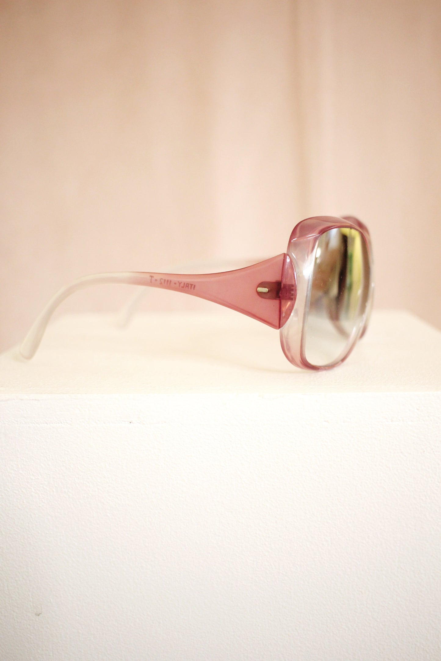 70s Sunglasses- Lilac