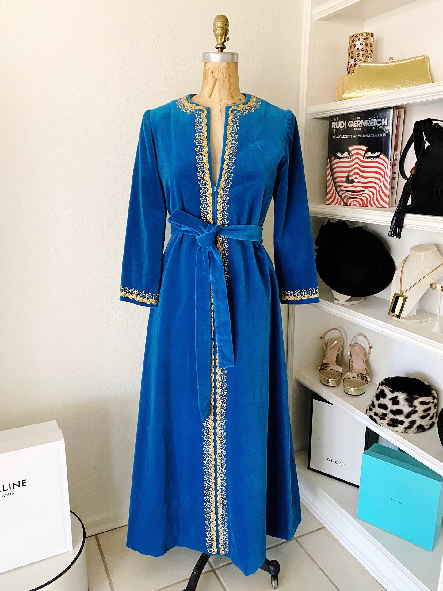Elizabeth Arden Teal Velvet Embroidered Caftan