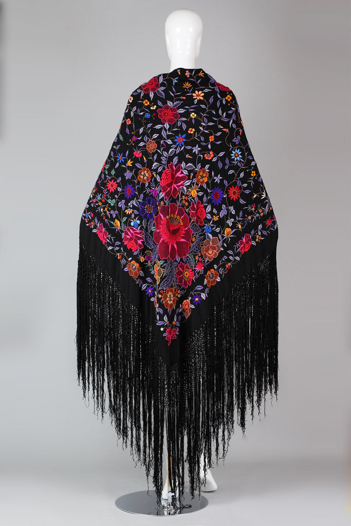 Rare & Unusual Large Chinese Silk Embroidered Shawl c. 1920