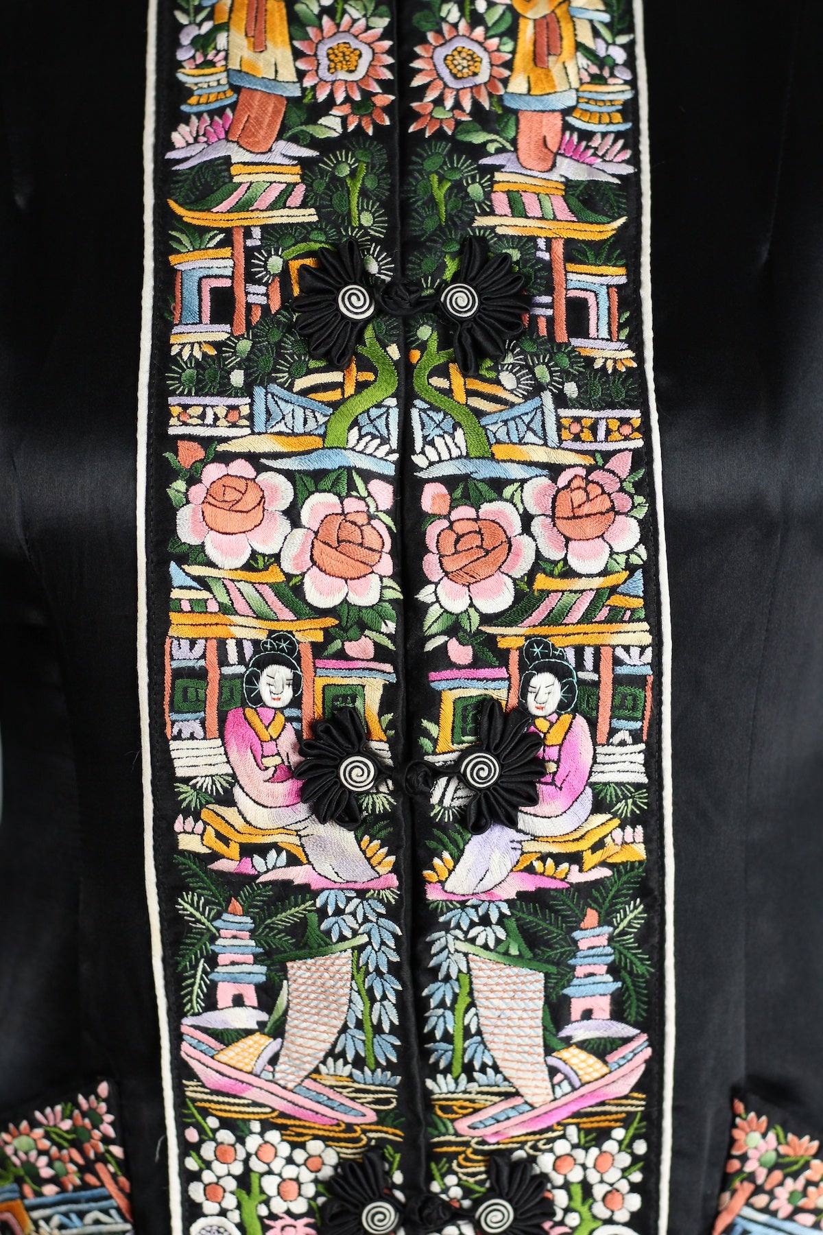 Rare 1940s Silk Hand Embroidered Peking Knot Chinese Jacket