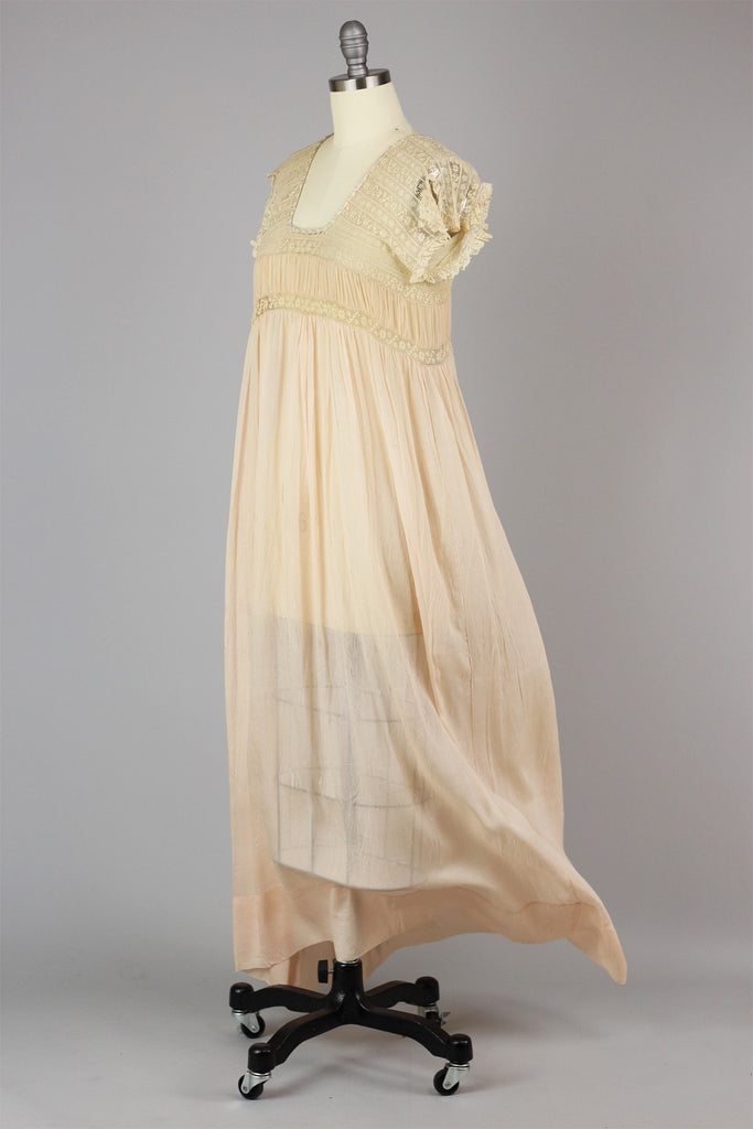Rare 1920s French Grecian Style Crinkle Gauze Silk and Filet Lace Nightgown