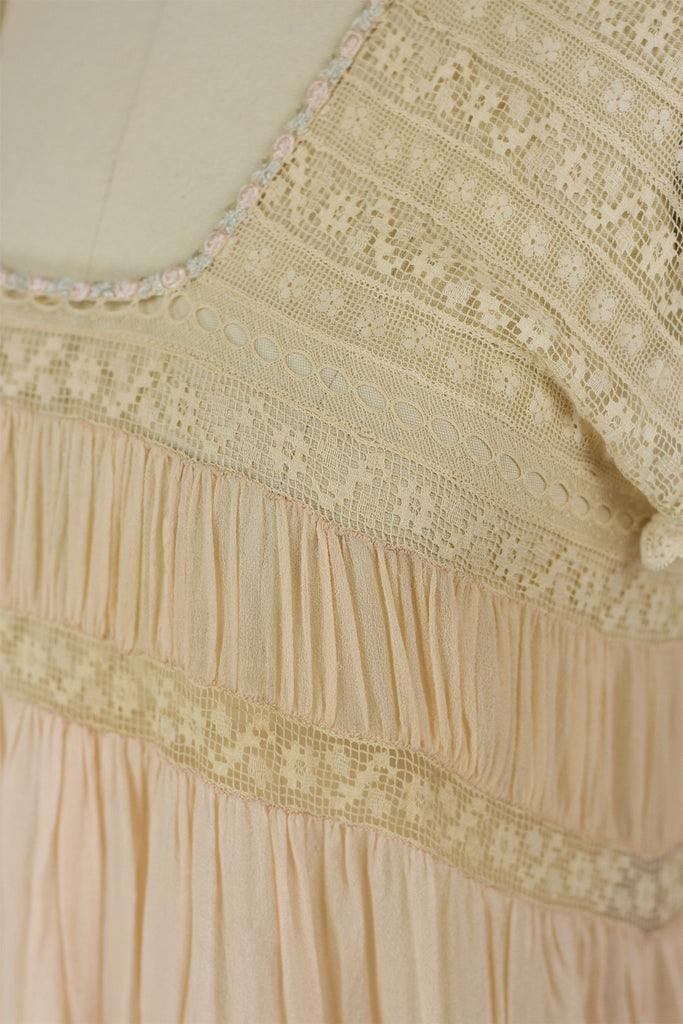 Rare 1920s French Grecian Style Crinkle Gauze Silk and Filet Lace Nightgown