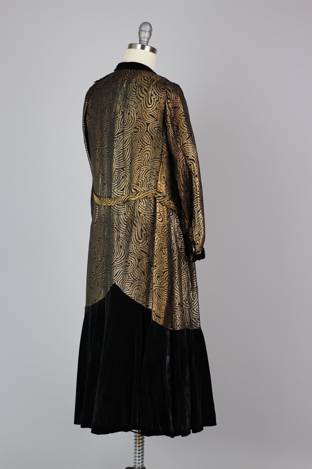 Rare 1920s Gold Lamé and Silk Velvet Dinner Dress