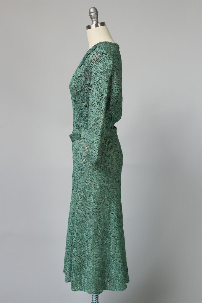 Fantastic 1930s Celadon Green Silk Ribbon Knit Dress