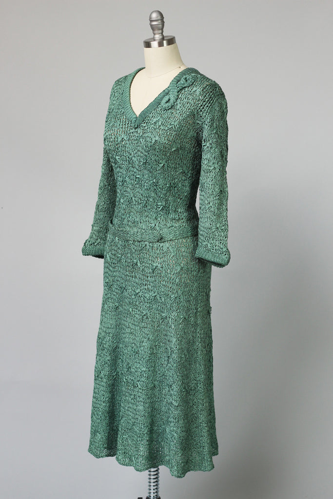 Fantastic 1930s Celadon Green Silk Ribbon Knit Dress