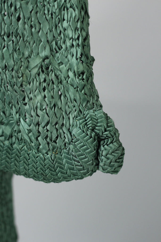 Fantastic 1930s Celadon Green Silk Ribbon Knit Dress