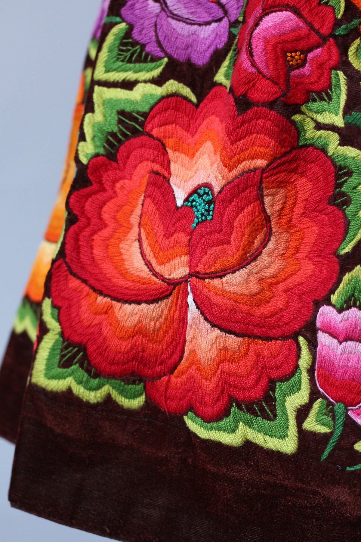 Original 1940s-50s Tehuantepec Mexico Embroidered Velvet Skirt Brown