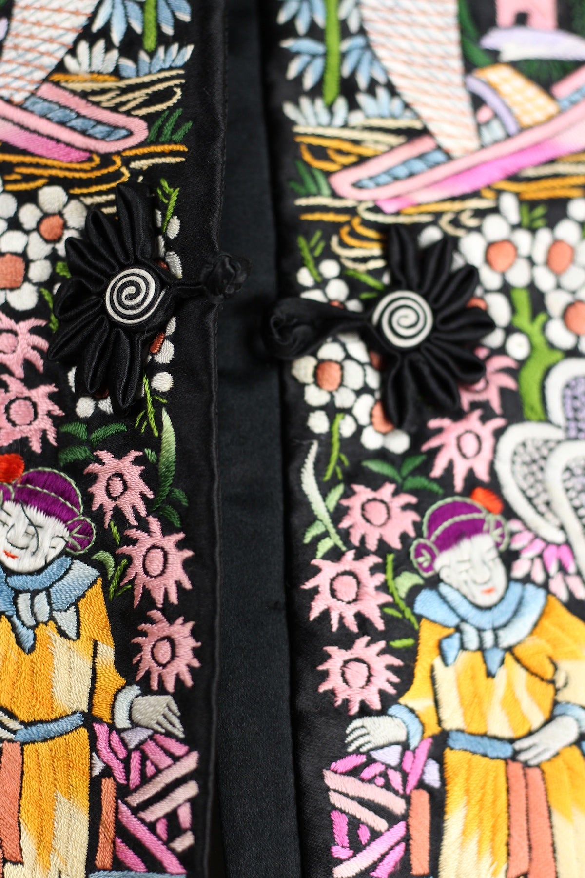 Rare 1940s Silk Hand Embroidered Peking Knot Chinese Jacket